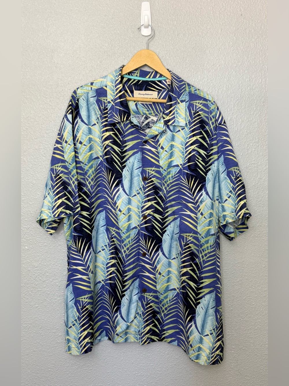 Tommy Bahama | 100% Silk Short Sleeve Palm Leaves Camp Shirt | Size XXL